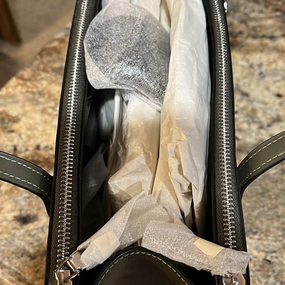 COACH NWT Nina Tote Bag - Picture 11 of 11